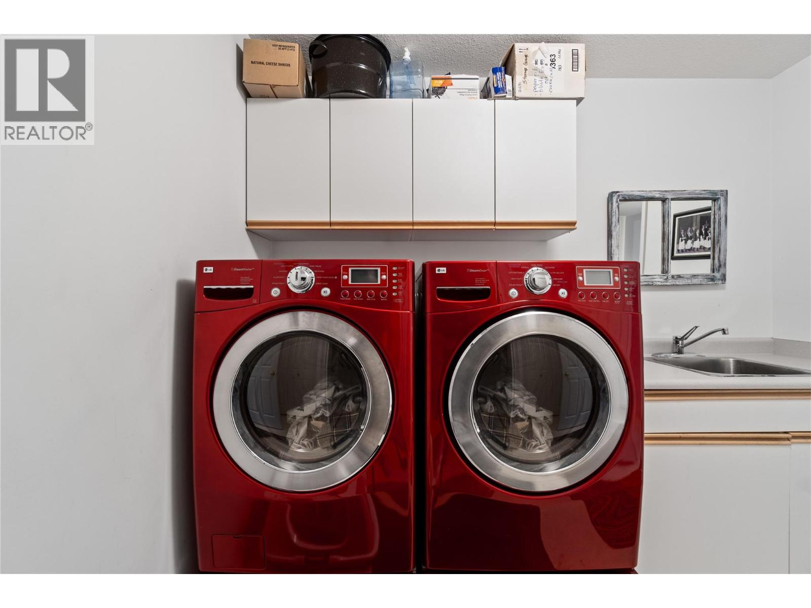 2270 3 Avenue SE, Salmon Arm