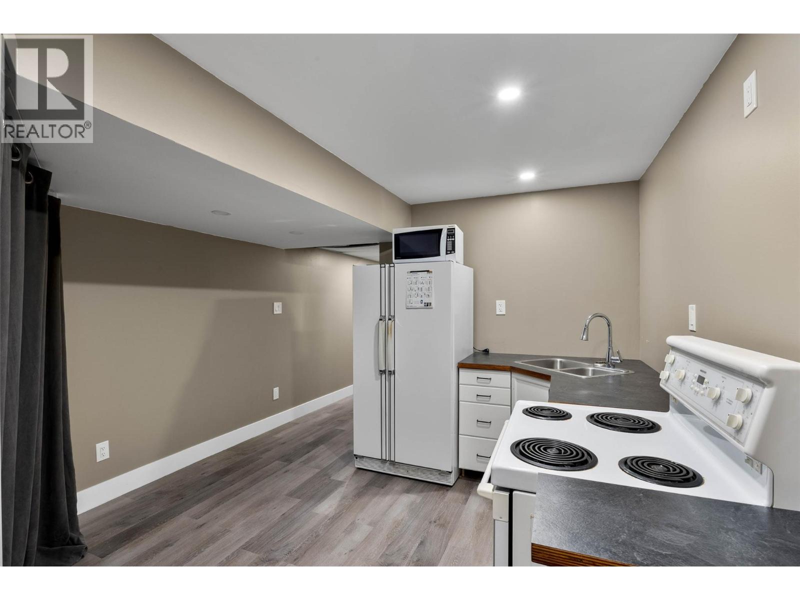 2570 Thompson Drive, Kamloops