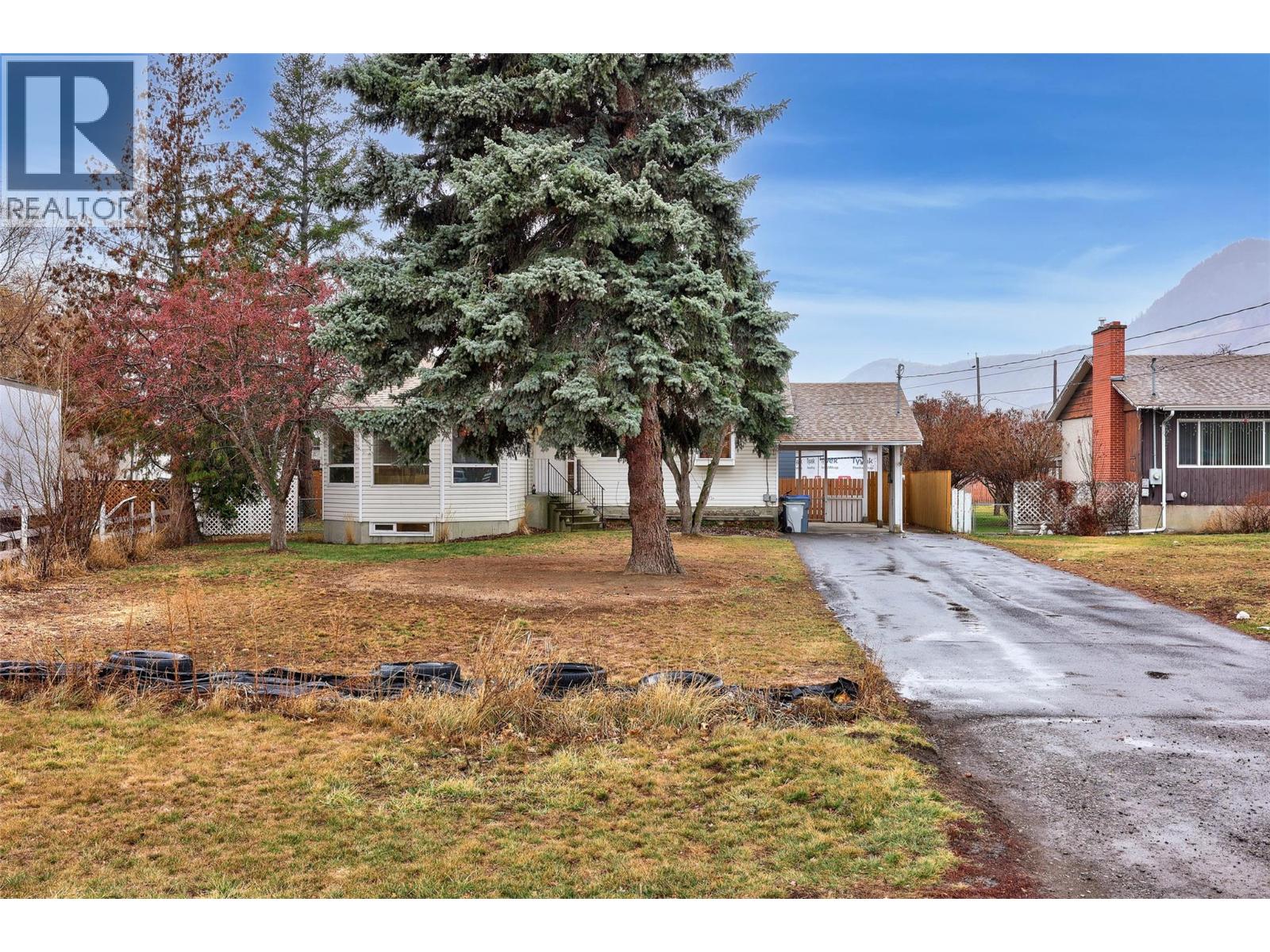 2570 Thompson Drive, Kamloops