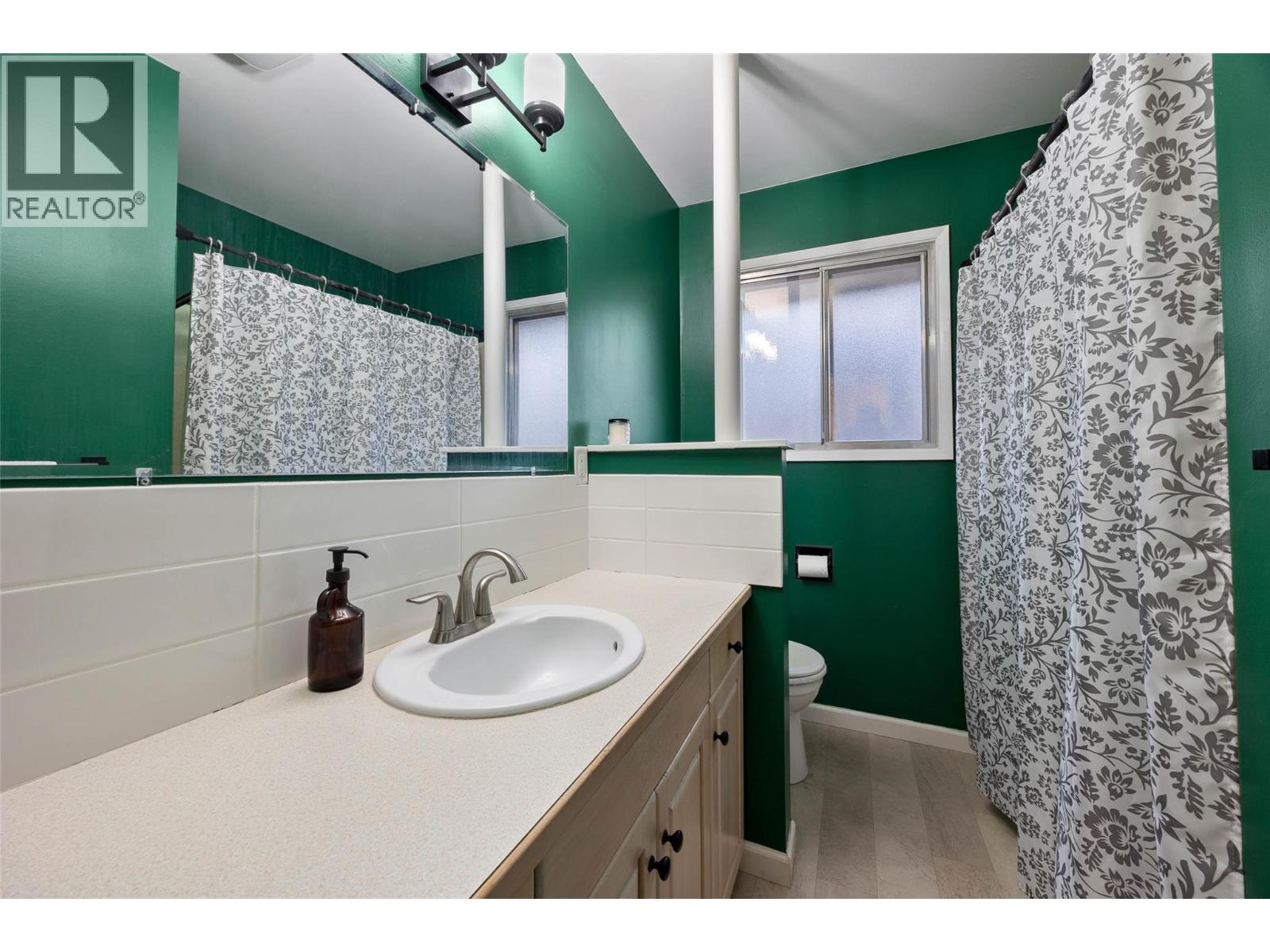 2570 Thompson Drive, Kamloops