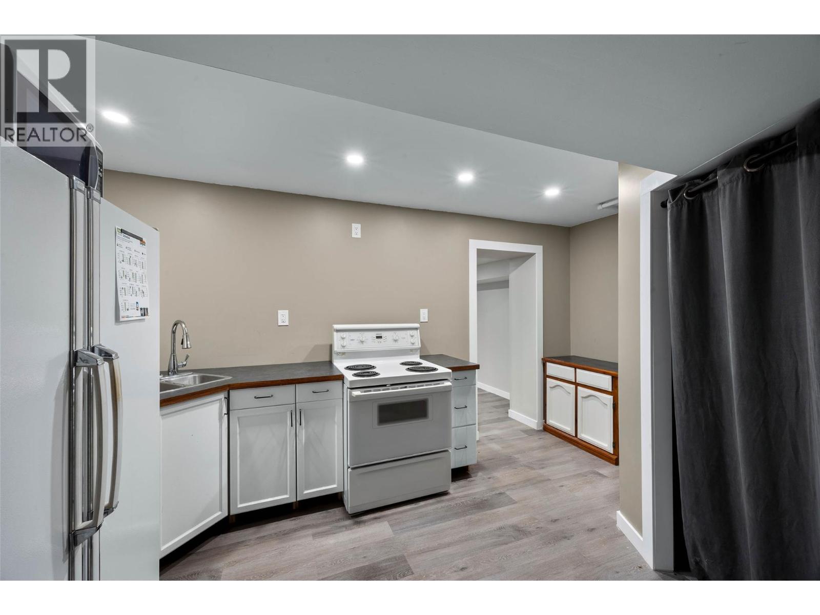 2570 Thompson Drive, Kamloops