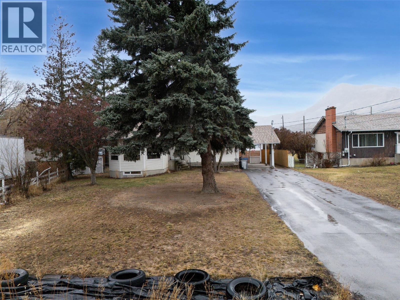 2570 Thompson Drive, Kamloops