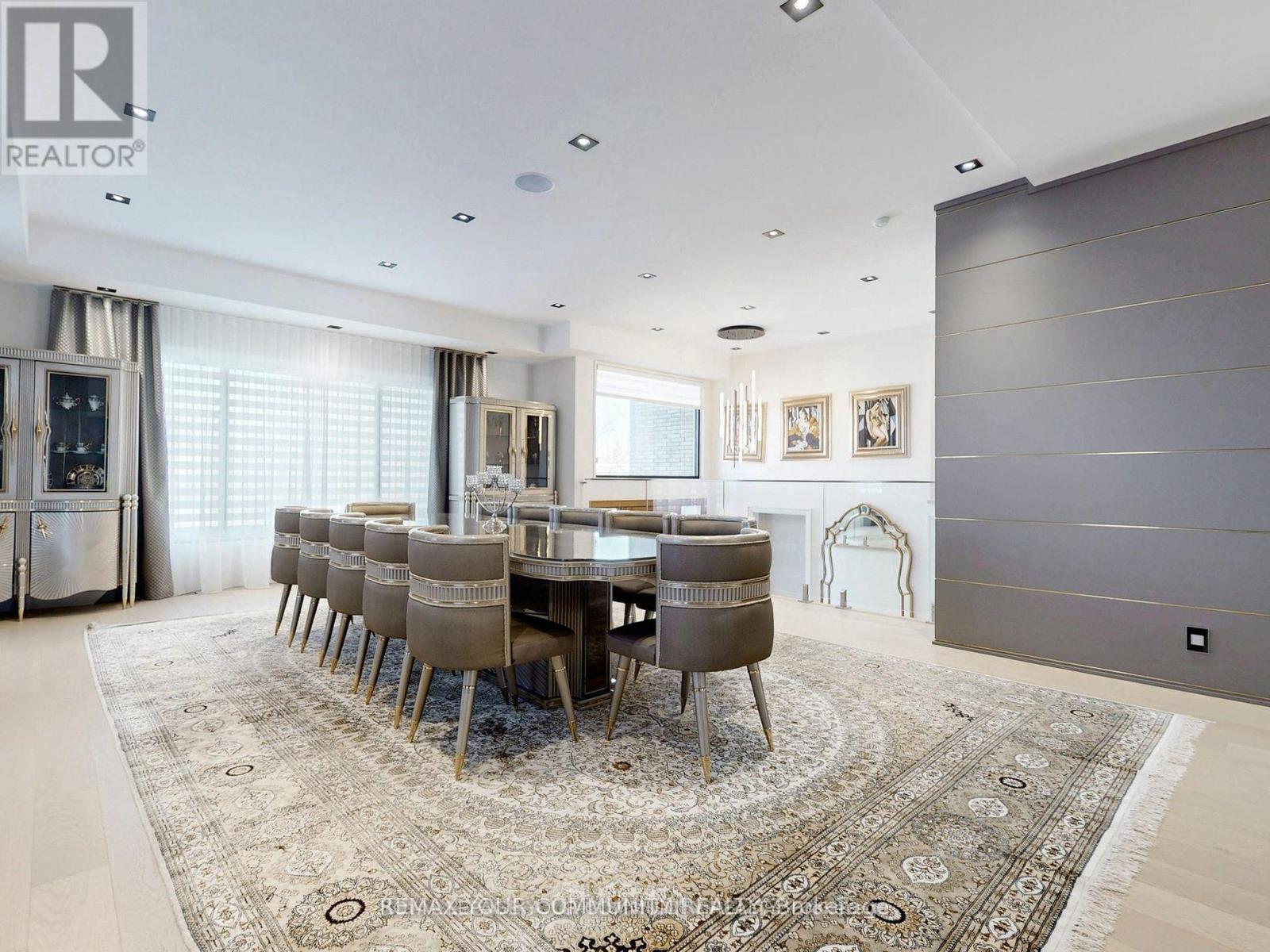 127 ELGIN MILLS ROAD W - 18