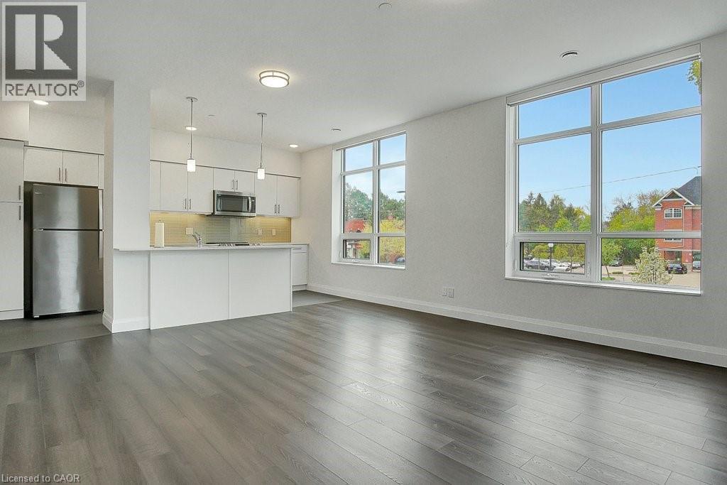 #101 399 QUEEN Street S - 18