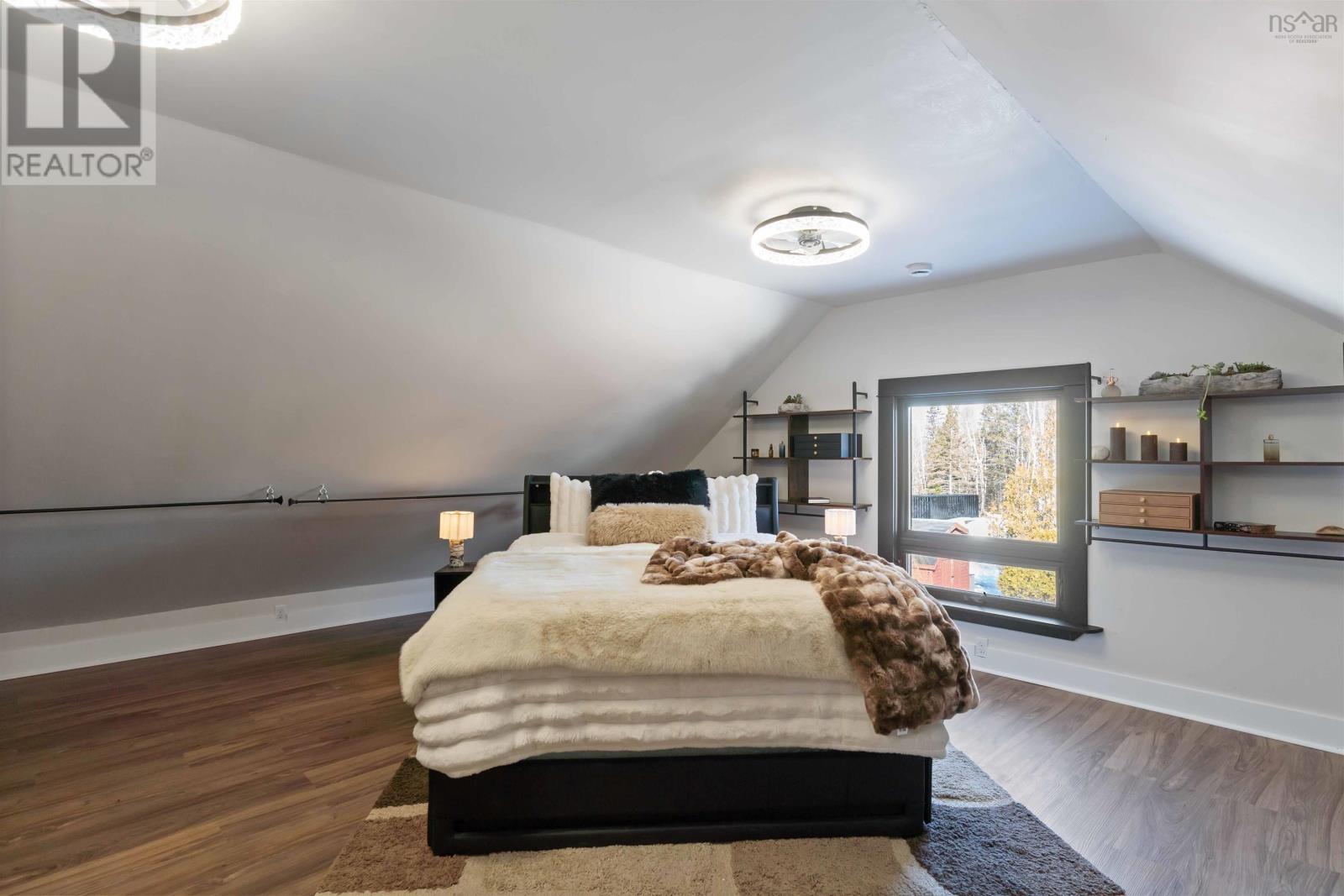 Property 21 of 49 of 95 Forest Glade Road