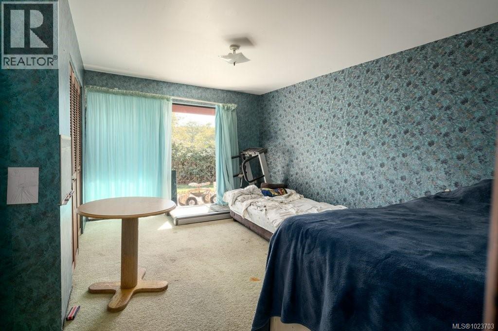 2983 Northwest Bay Rd, Nanoose Bay