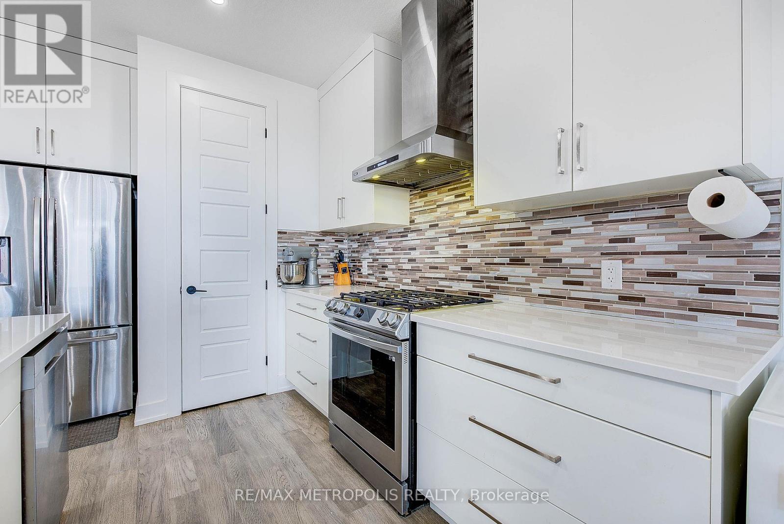1480 MEDWAY PARK DRIVE - 16