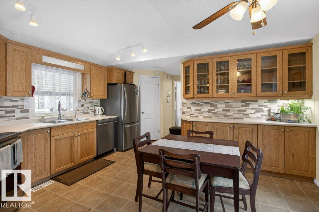 1648 Jubilee CR, Sherwood Park