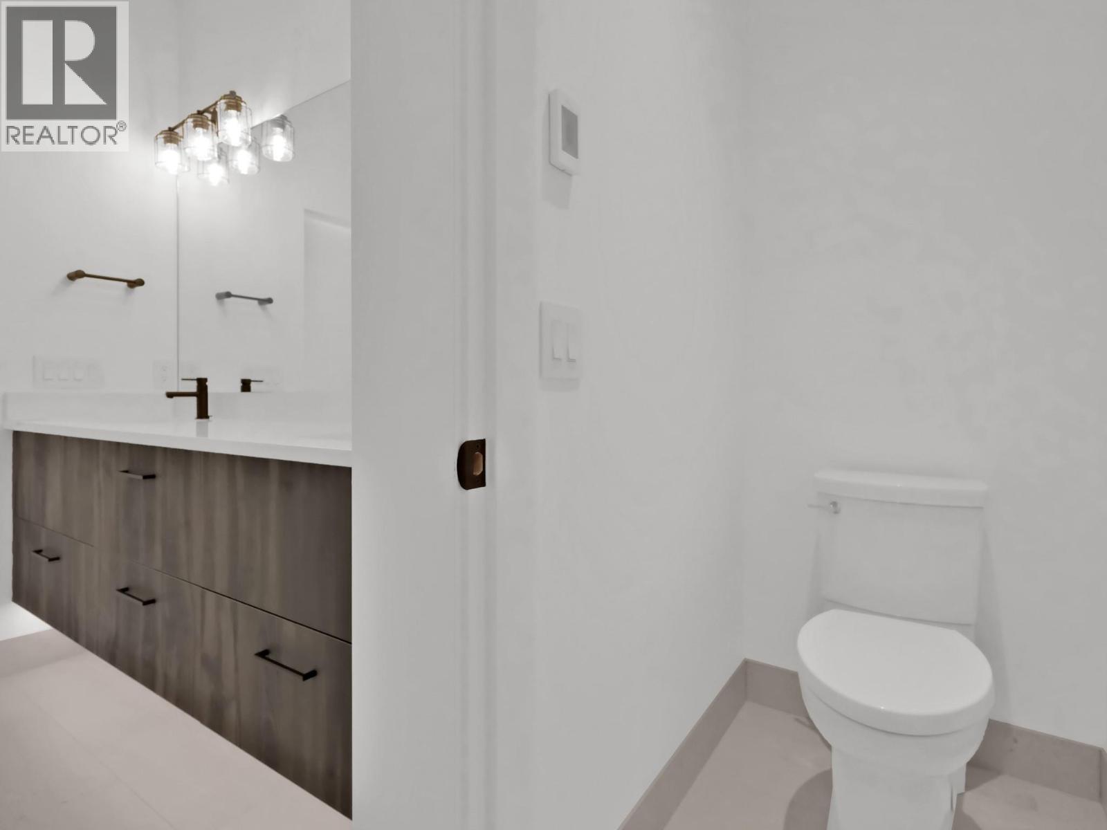 10 9201 Okanagan Centre Road West, Lake Country