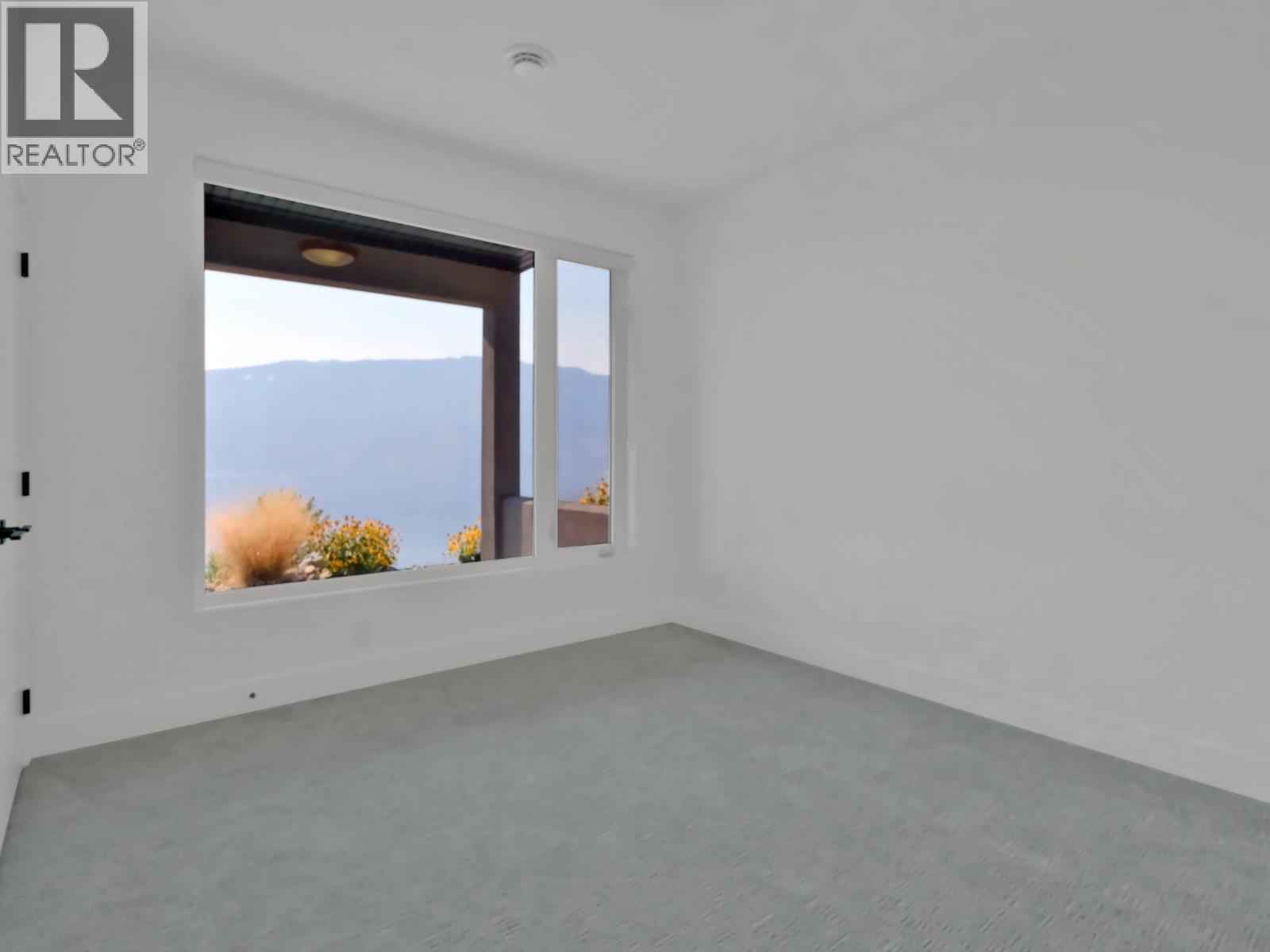 10 9201 Okanagan Centre Road West, Lake Country