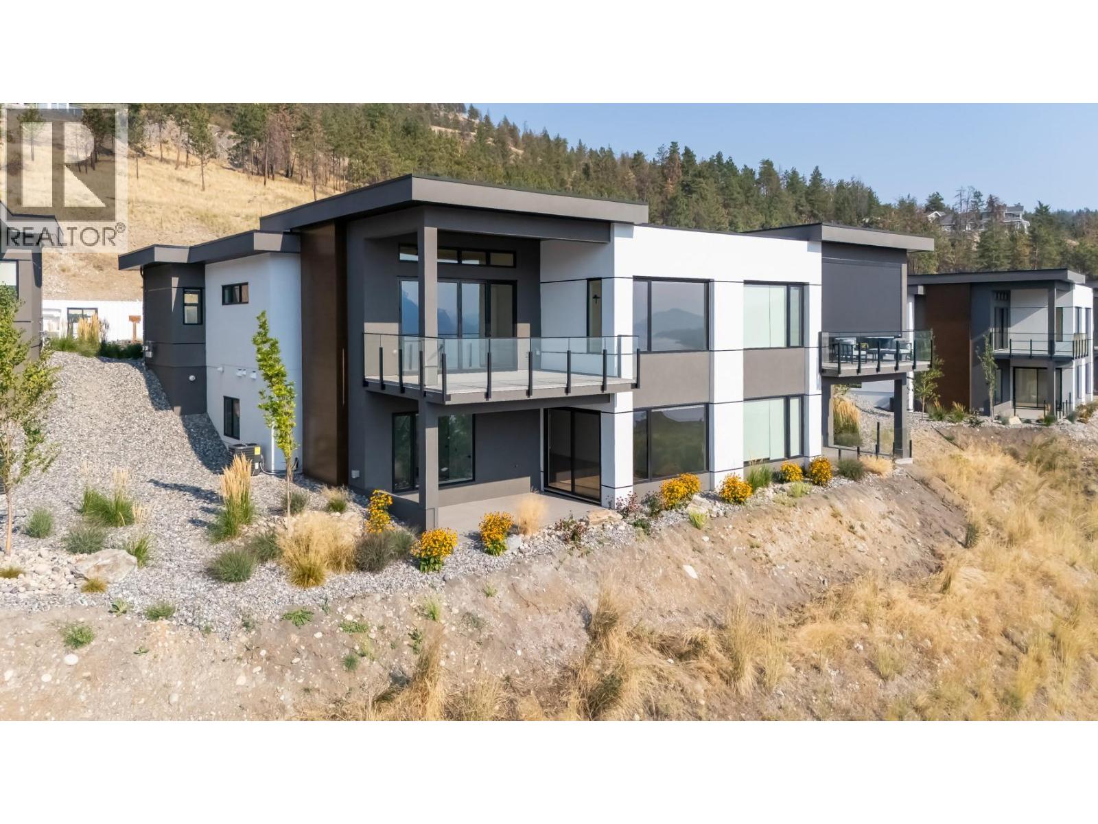 10 9201 Okanagan Centre Road West, Lake Country