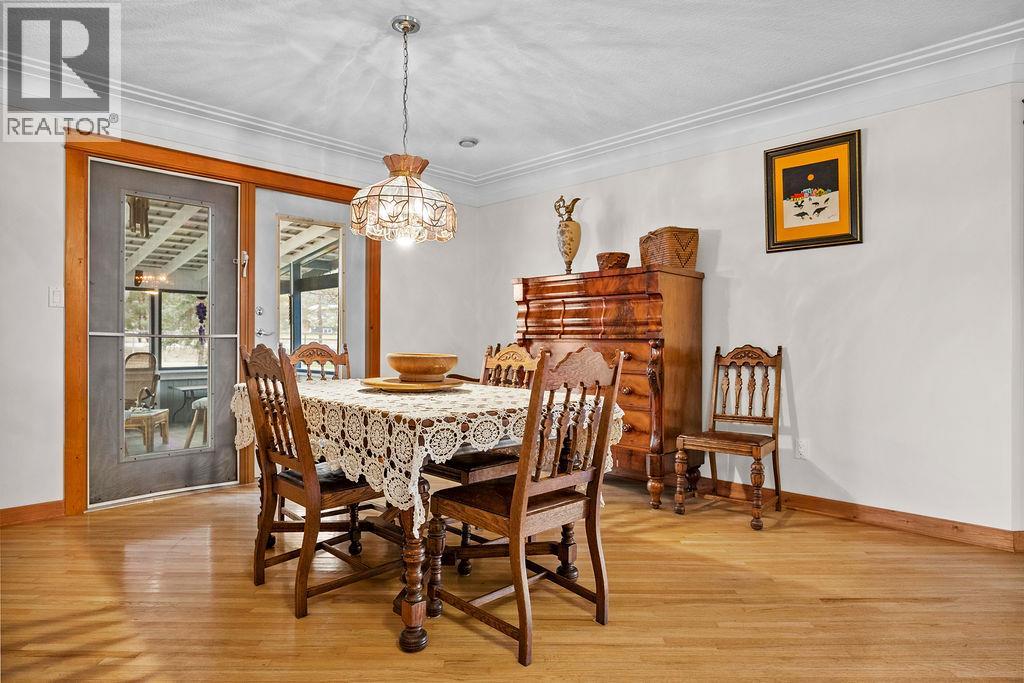 184 Pleasant Valley Cross Road, Spallumcheen