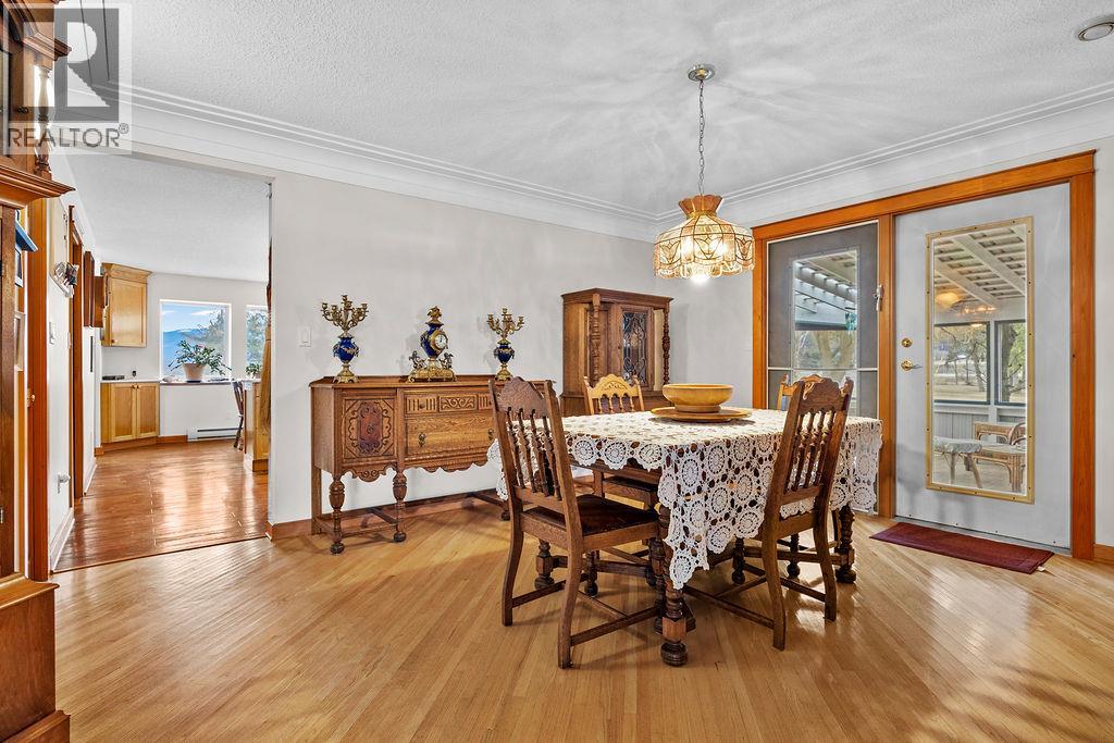 184 Pleasant Valley Cross Road, Spallumcheen