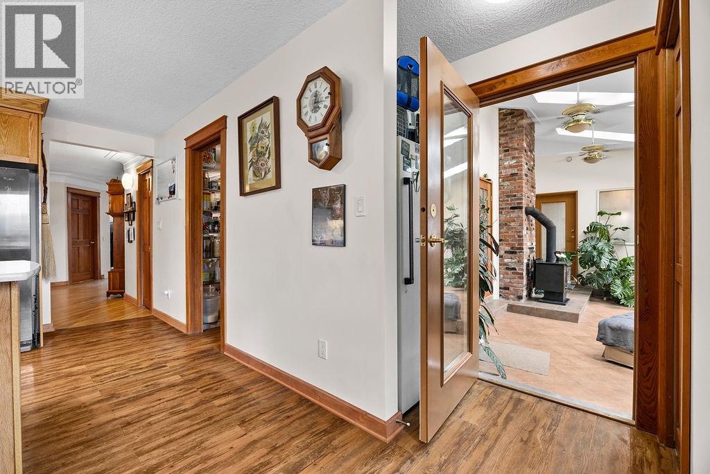 184 Pleasant Valley Cross Road, Spallumcheen