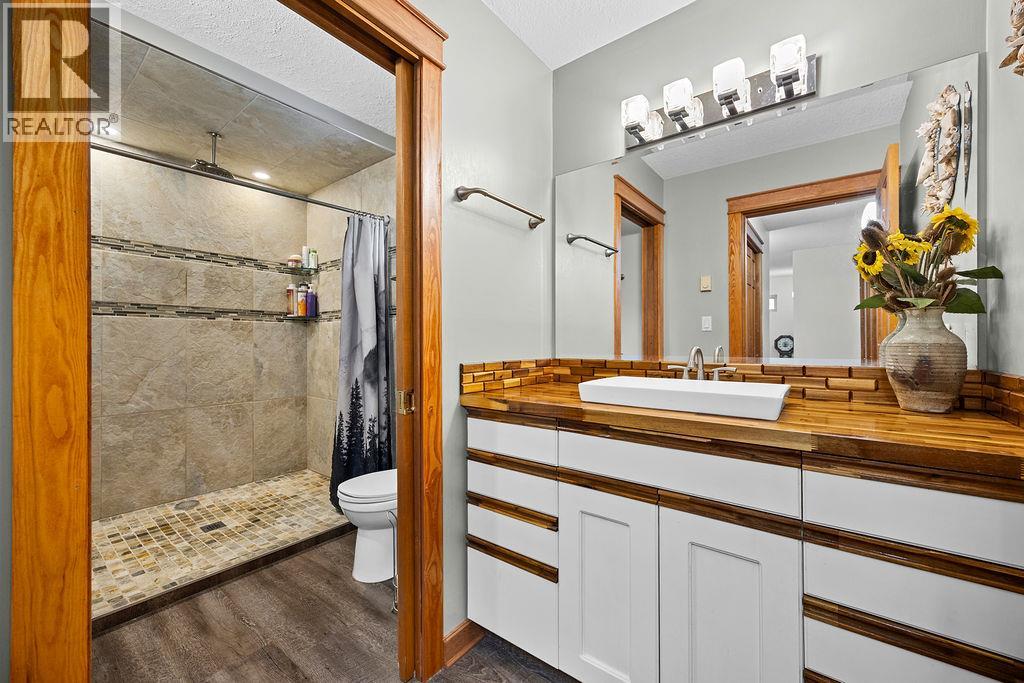 184 Pleasant Valley Cross Road, Spallumcheen