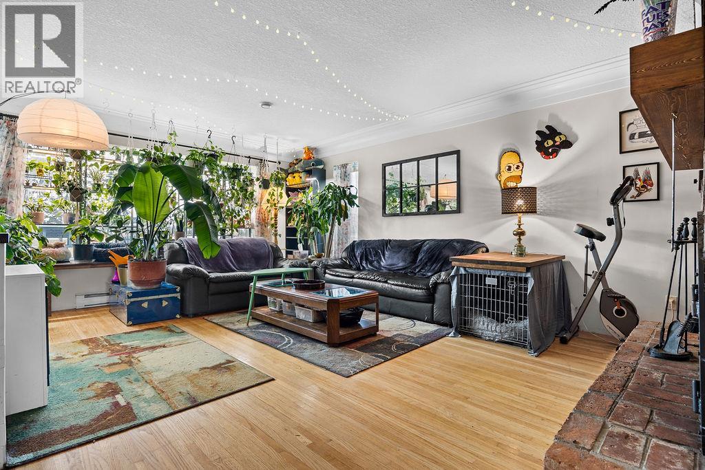 184 Pleasant Valley Cross Road, Spallumcheen