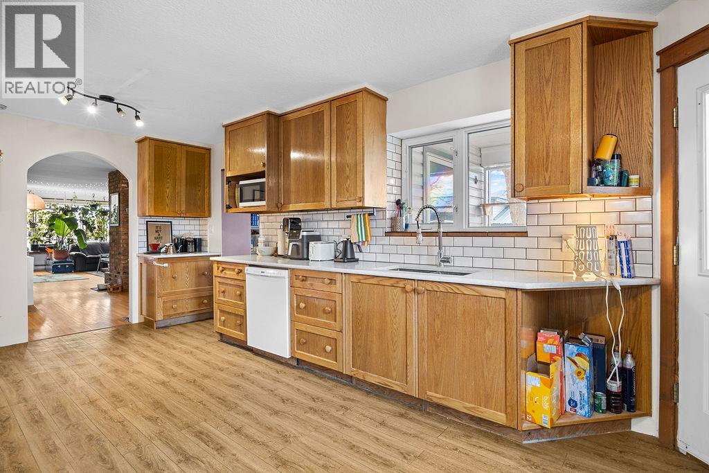 184 Pleasant Valley Cross Road, Spallumcheen