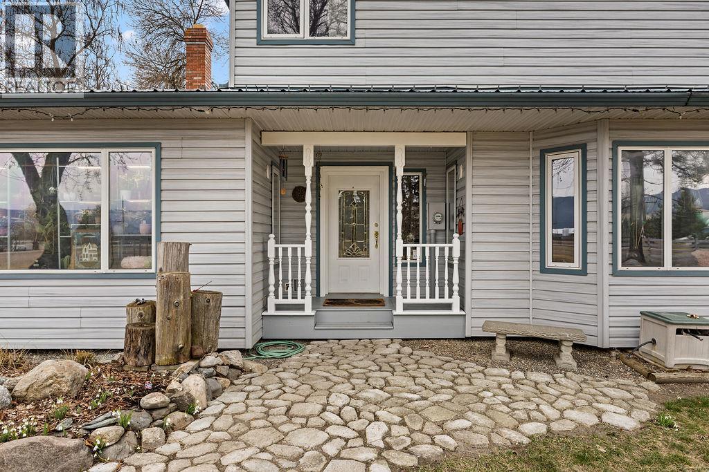 184 Pleasant Valley Cross Road, Spallumcheen