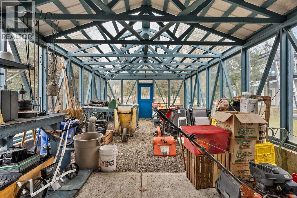 184 Pleasant Valley Cross Road, Spallumcheen