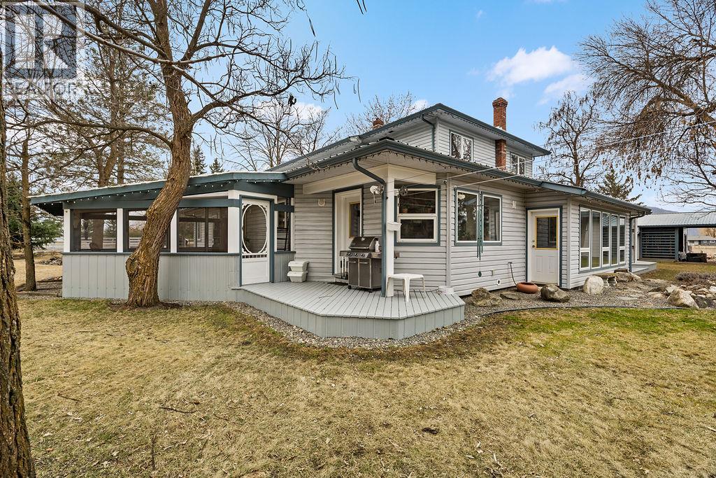 184 Pleasant Valley Cross Road, Spallumcheen