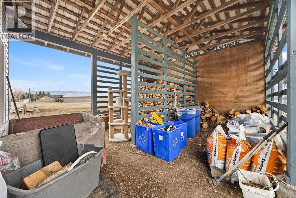 184 Pleasant Valley Cross Road, Spallumcheen