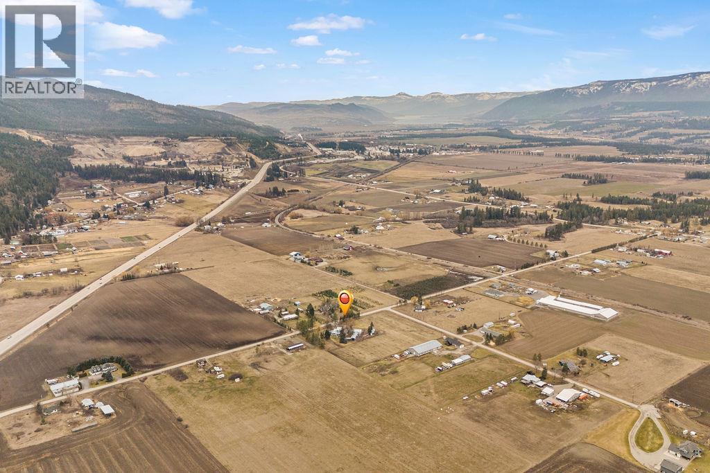 184 Pleasant Valley Cross Road, Spallumcheen