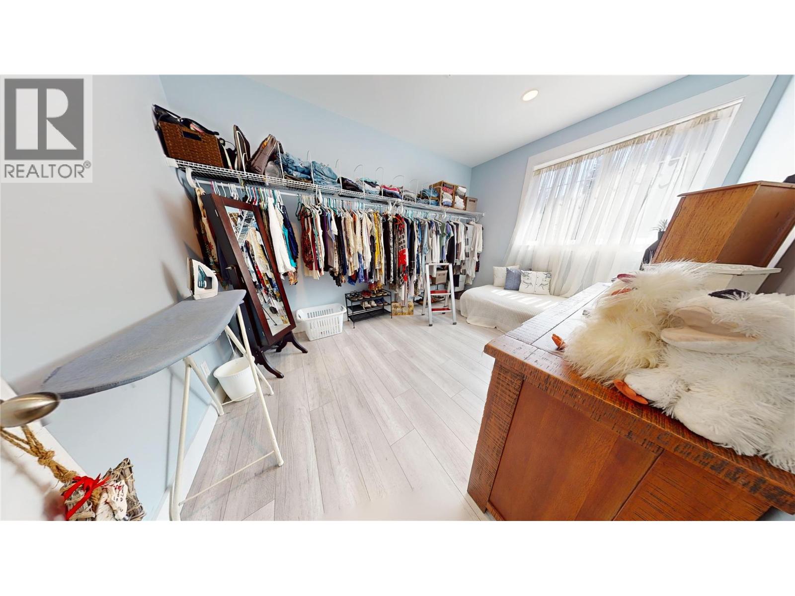 2526 Waverly Drive, Blind Bay