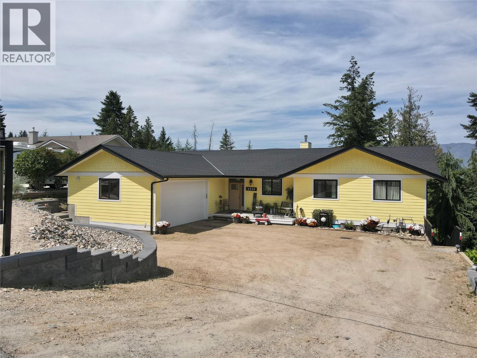 2526 Waverly Drive, Blind Bay