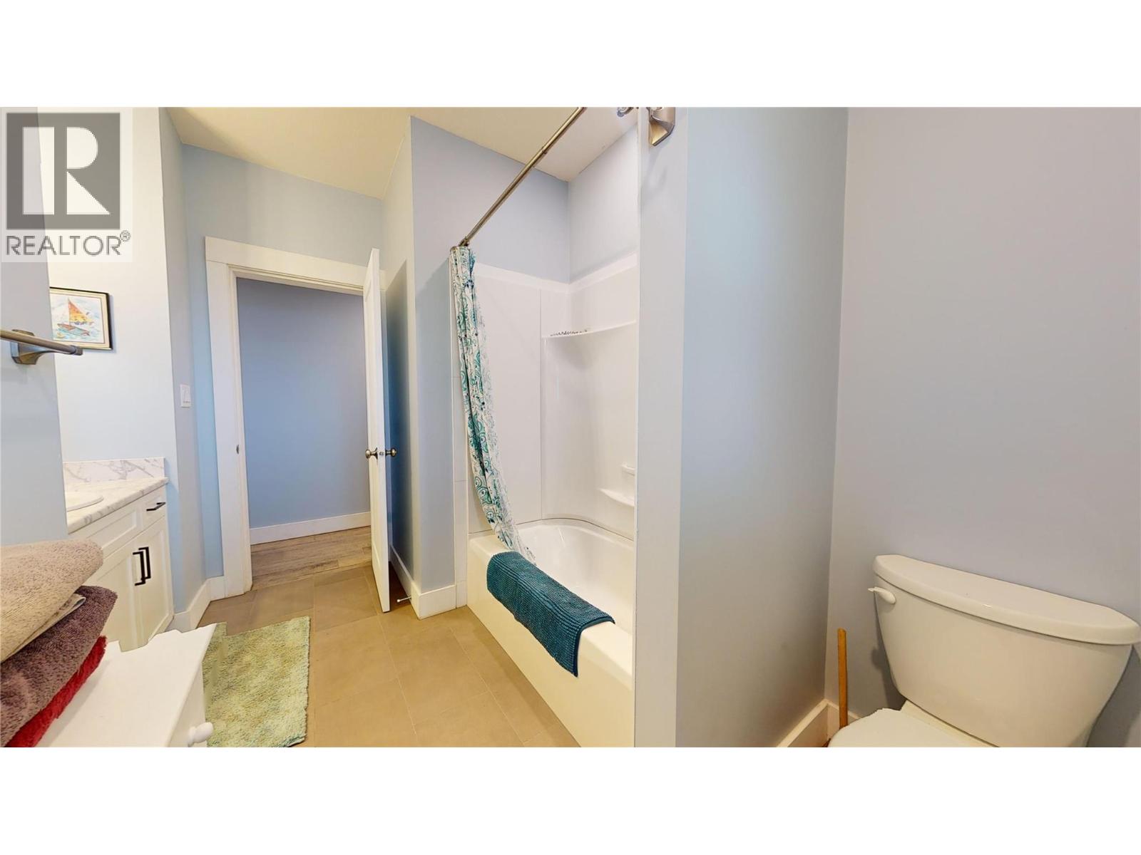 2526 Waverly Drive, Blind Bay