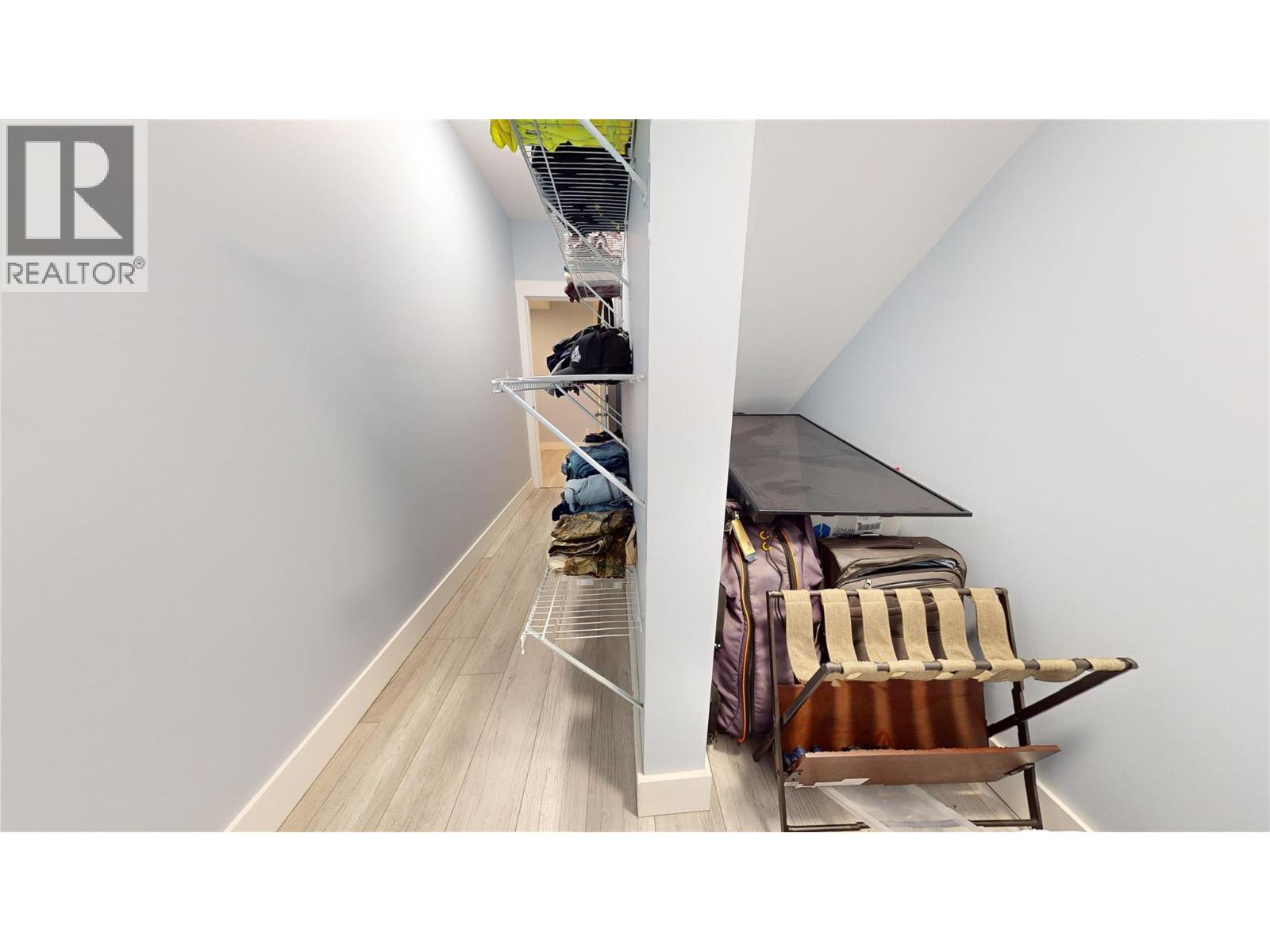 2526 Waverly Drive, Blind Bay