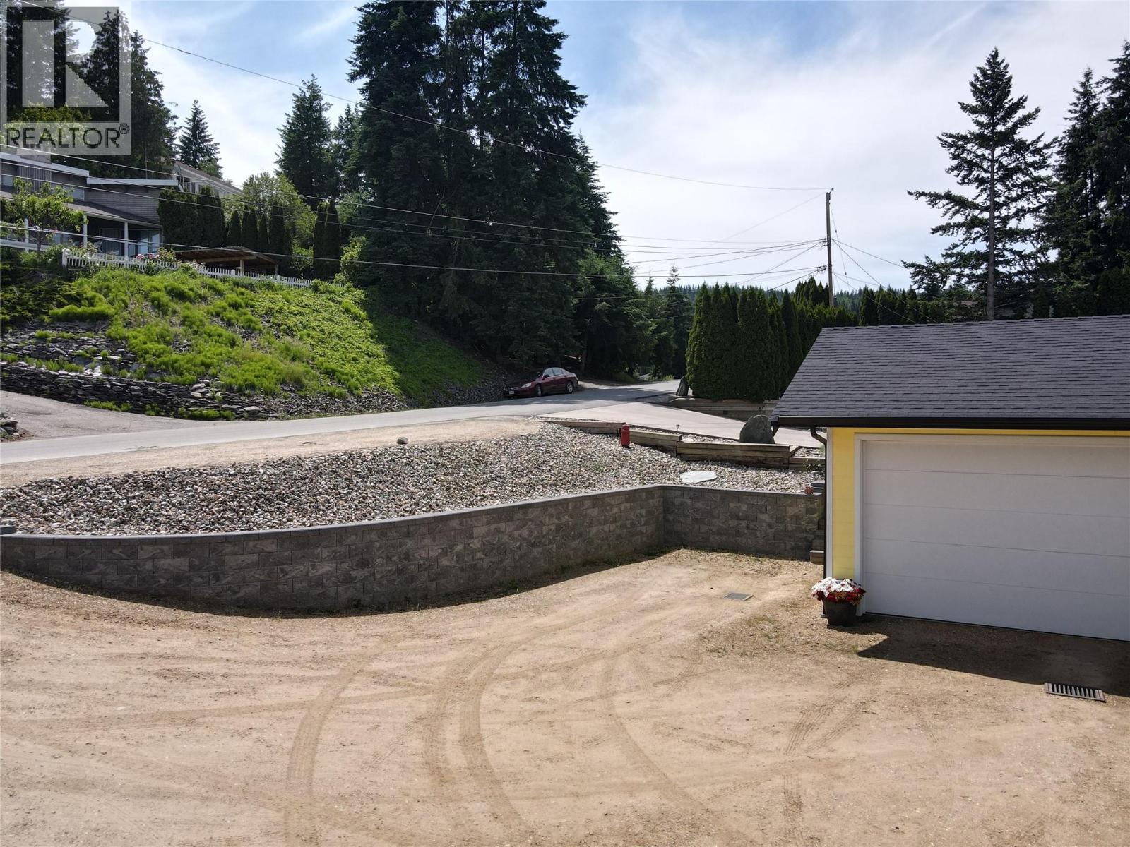 2526 Waverly Drive, Blind Bay