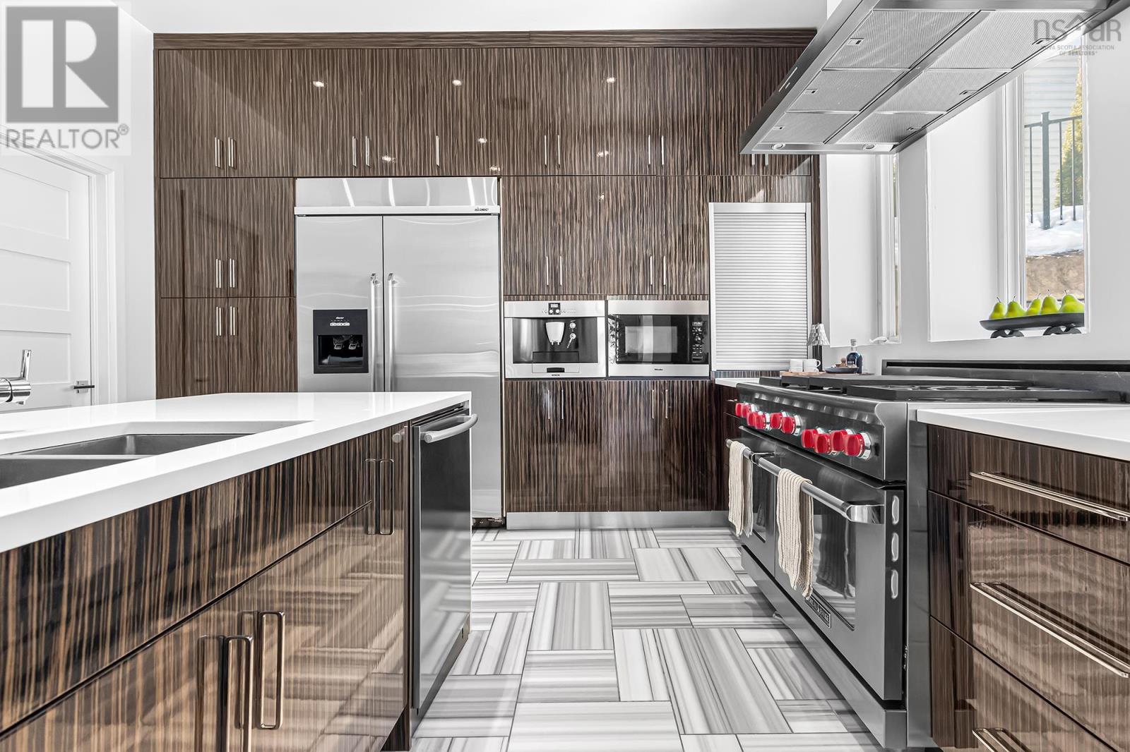 Property 12 of 51 of 14 Pinehaven Drive