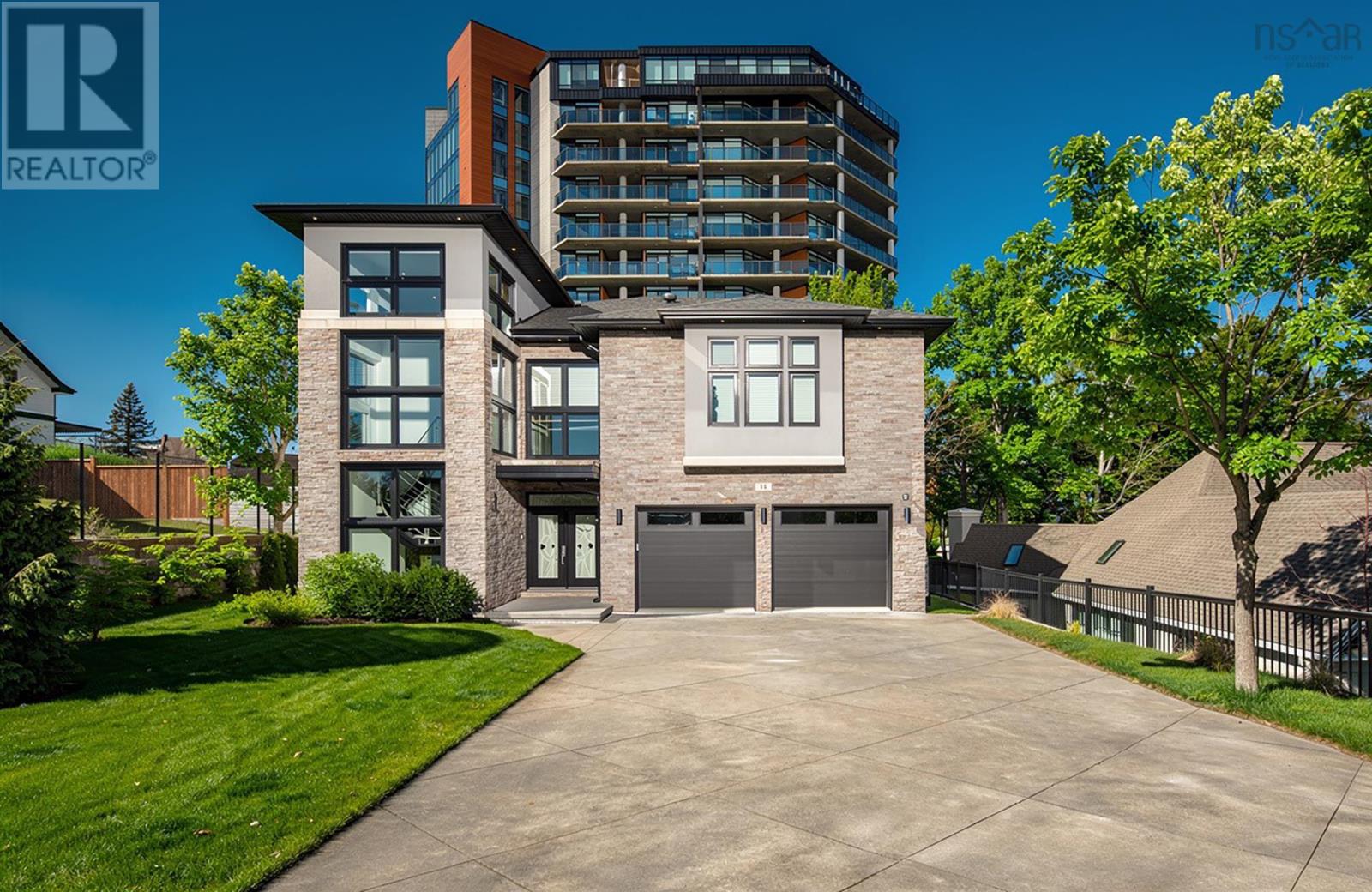 Property 2 of 51 of 14 Pinehaven Drive