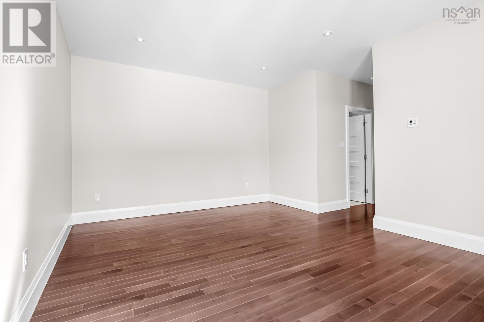 Property 33 of 51 of 14 Pinehaven Drive