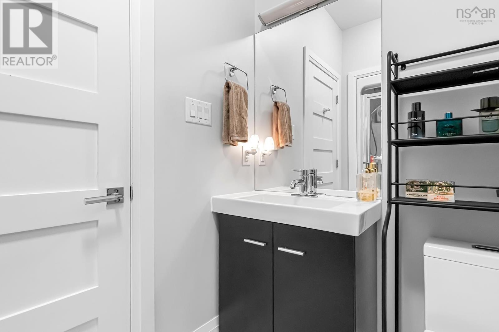 Property 23 of 51 of 14 Pinehaven Drive