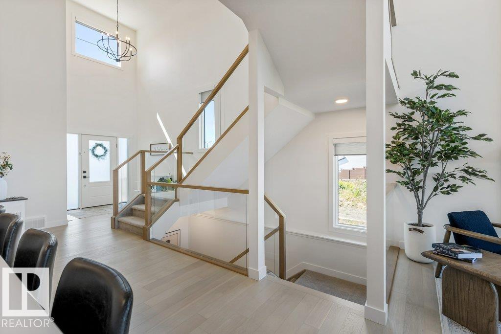 65 JUBILATION DR, St. Albert