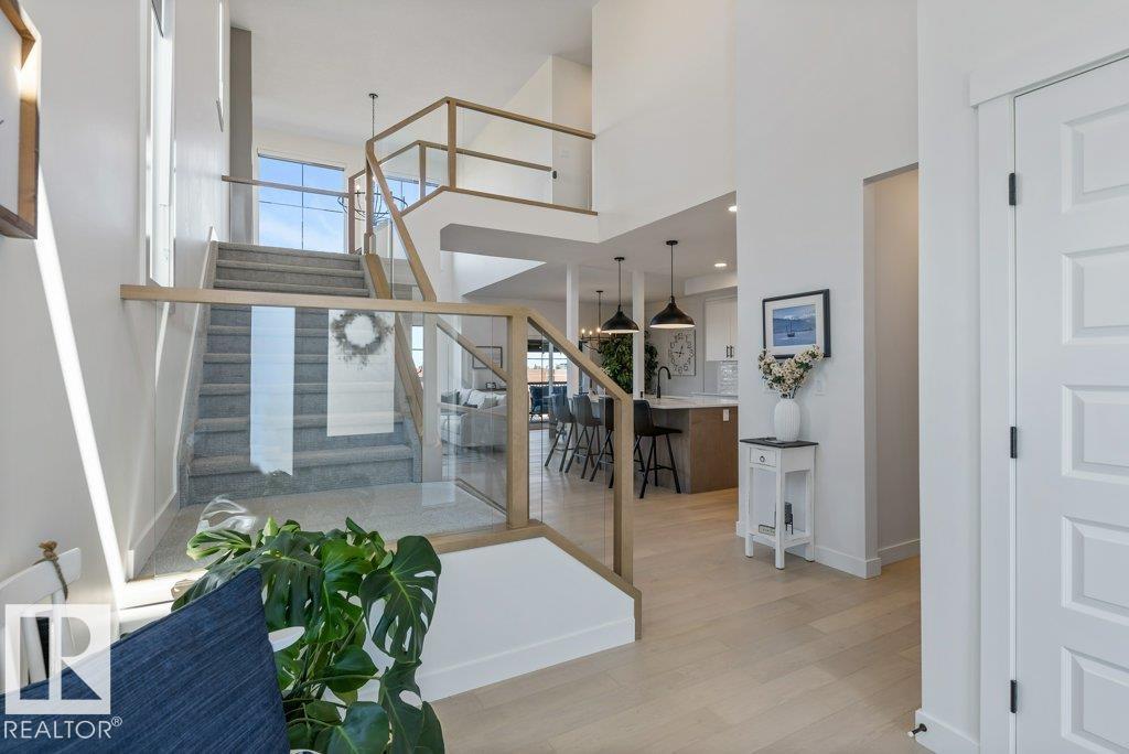 65 JUBILATION DR, St. Albert