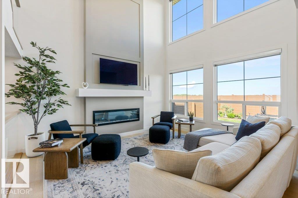 65 JUBILATION DR, St. Albert