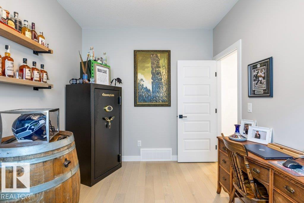 65 JUBILATION DR, St. Albert