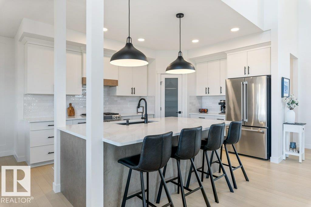 65 JUBILATION DR, St. Albert