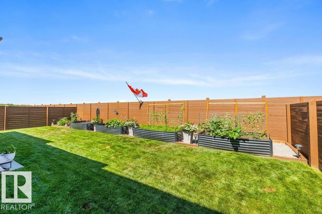 65 JUBILATION DR, St. Albert