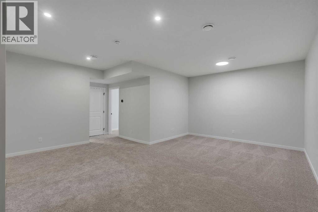 Single Family House Bungalow for Sale in  Bartlett Crescent SE Rangeview Calgary 