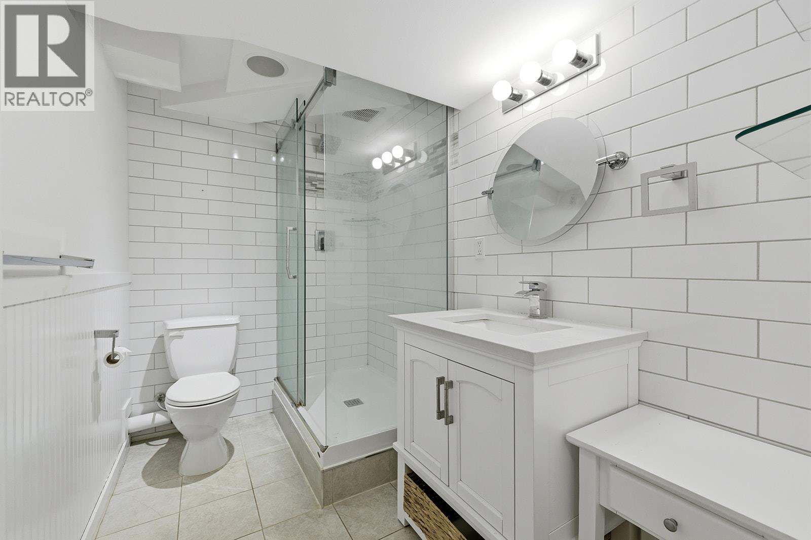 217 Holbrook Road W, Kelowna