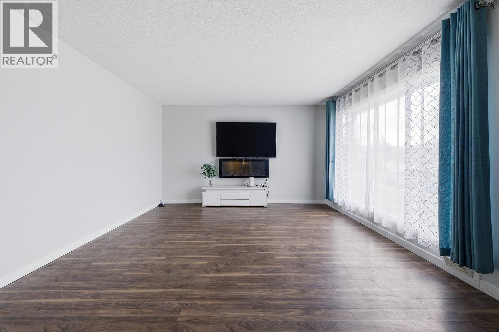 217 Holbrook Road W, Kelowna