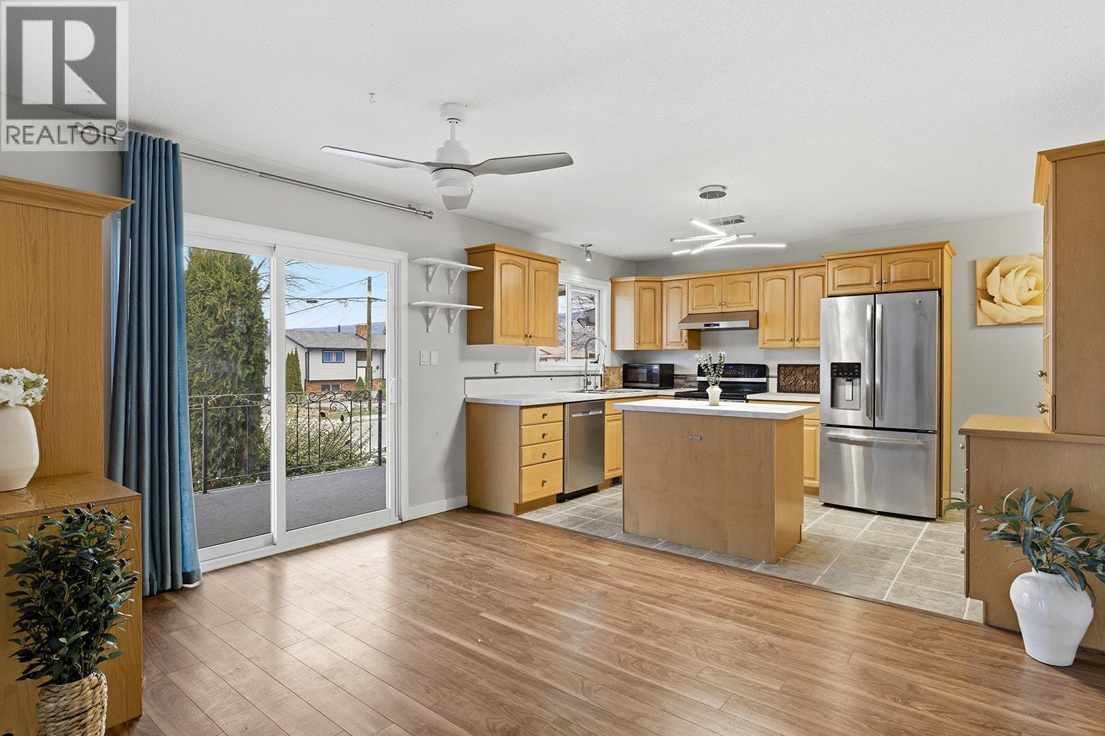 217 Holbrook Road W, Kelowna