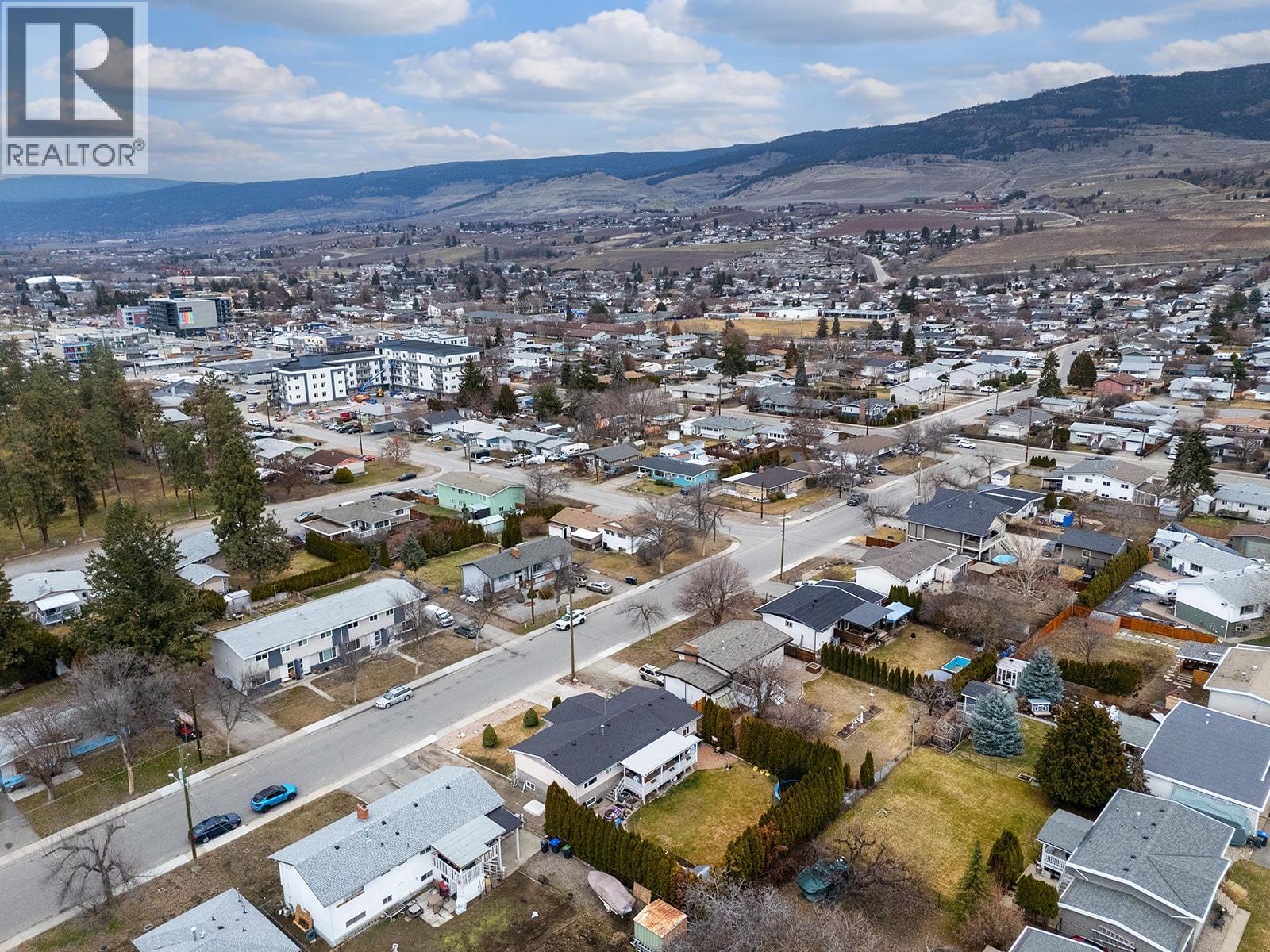 217 Holbrook Road W, Kelowna