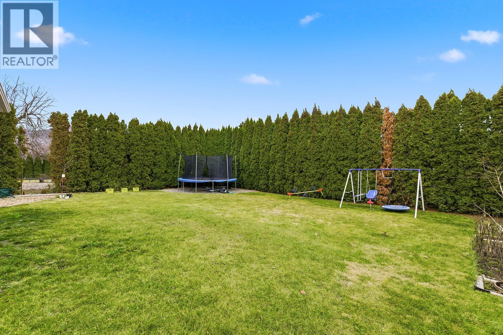 217 Holbrook Road W, Kelowna