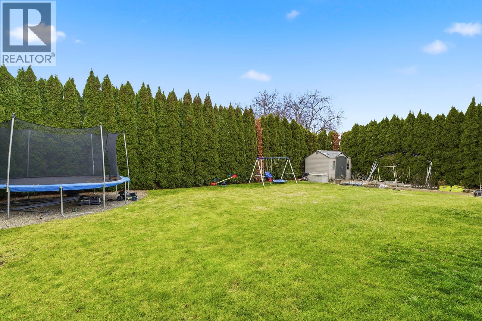 217 Holbrook Road W, Kelowna