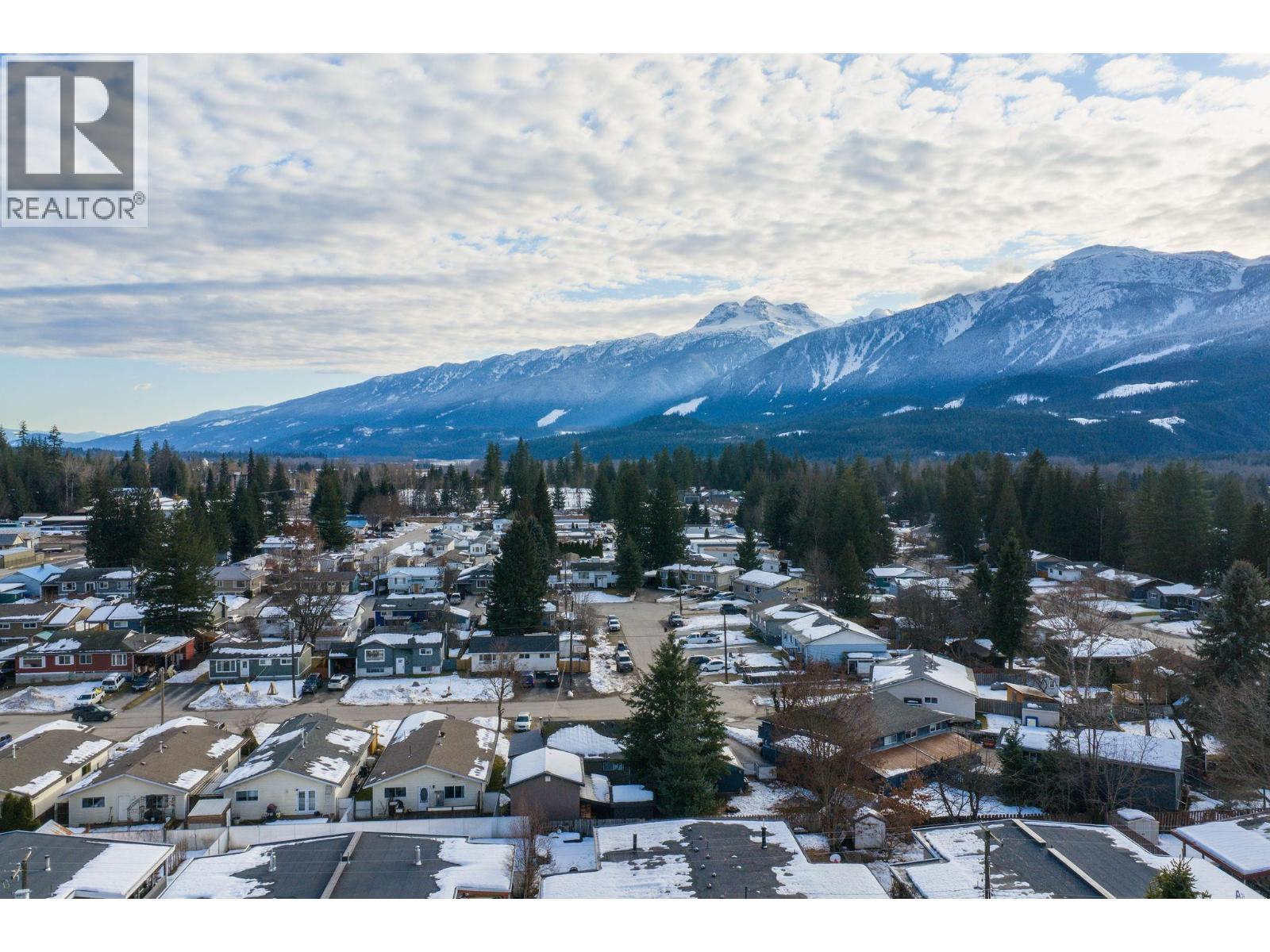 257 VIERS CRESCENT - 44