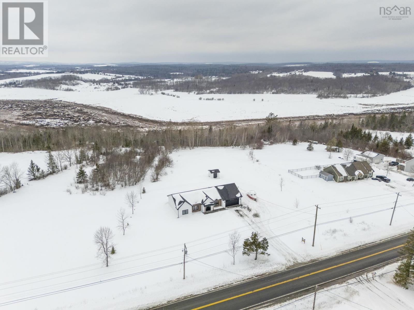 Property 2 of 42 of 573 236 Highway